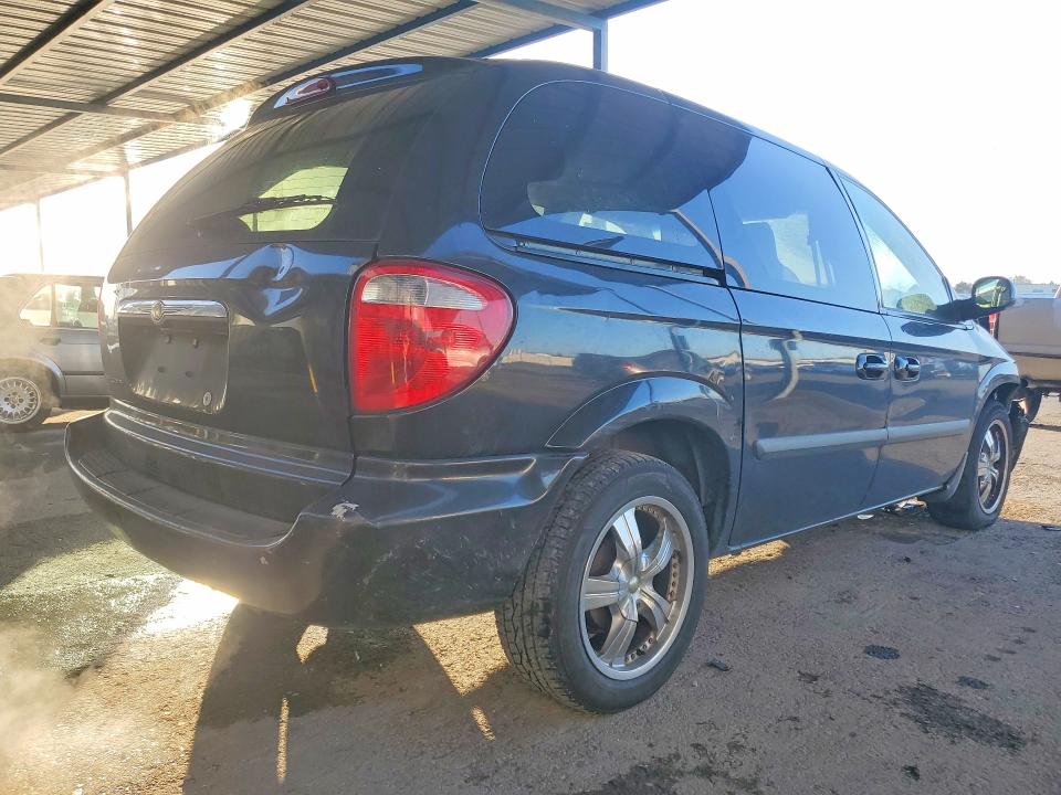 77156565 :رقم المزاد ، 1C4GP45R55B266831 vin ، 2005 Chrysler Town & Country مزاد بيع