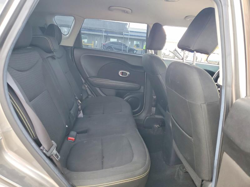 2015 Kia Soul მანქანა იყიდება აუქციონზე, vin: KNDJP3A54F7117897, აუქციონის ნომერი: 76774055