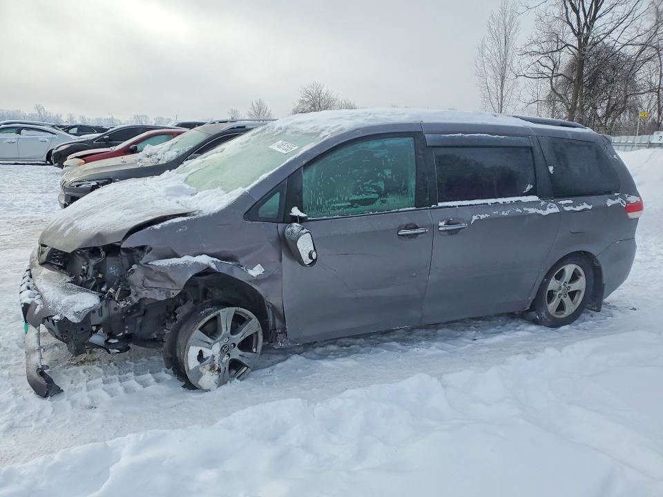 Aukcja sprzedaży 2019 Toyota Sienna, vin: 5TDXZ3DCXKS972828, numer aukcji: 74651555