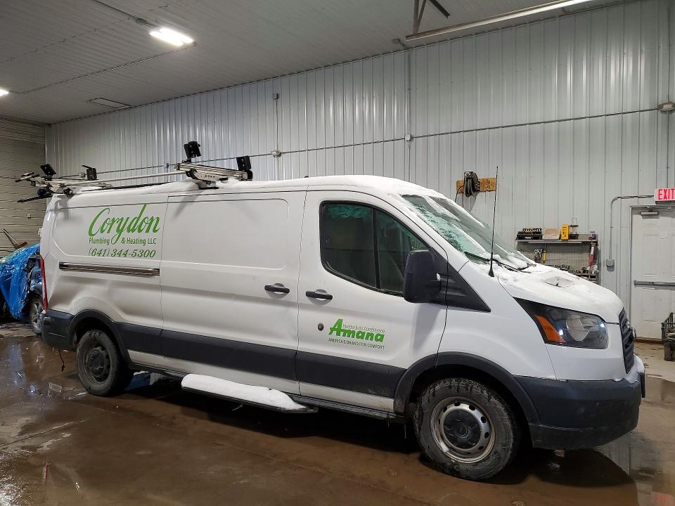 76432075 :رقم المزاد ، 1FTYE2YM3HKB54743 vin ، 2017 Ford Transit مزاد بيع