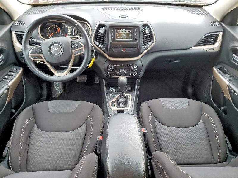 77708665 :رقم المزاد ، 1C4PJMCB3HW608703 vin ، 2017 Jeep Cherokee مزاد بيع