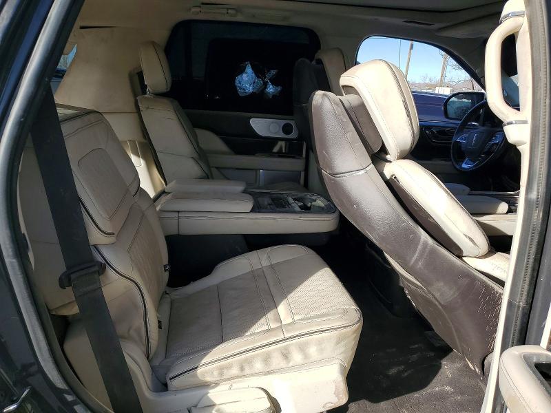 76442535 :رقم المزاد ، 5LMJJ2TG3PEL15886 vin ، 2023 Lincoln Navigator مزاد بيع