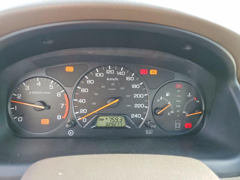 74421495 :رقم المزاد ، 1HGCG56401A813674 vin ، 2001 Honda Accord مزاد بيع