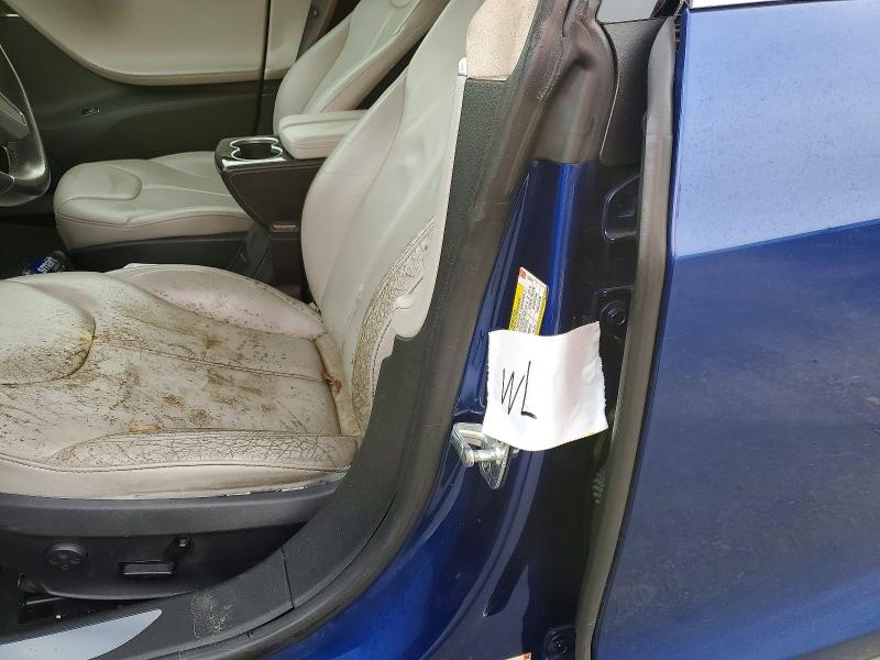 2015 Tesla Model S მანქანა იყიდება აუქციონზე, vin: 5YJSA1E20FF103984, აუქციონის ნომერი: 78514335