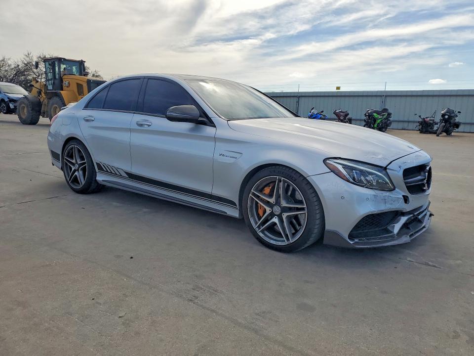 77352335 :رقم المزاد ، 55SWF8HB0FU077036 vin ، 2015 Mercedes-benz C مزاد بيع