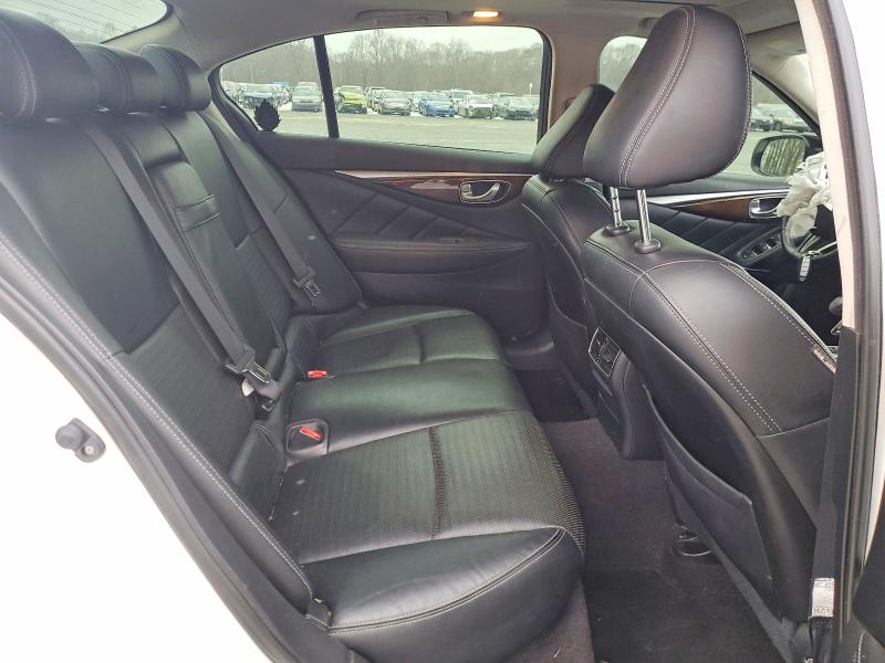 Продажа на аукционе авто 2015 Infiniti Q50, vin: JN1BV7AR4FM412345, номер лота: 75992535