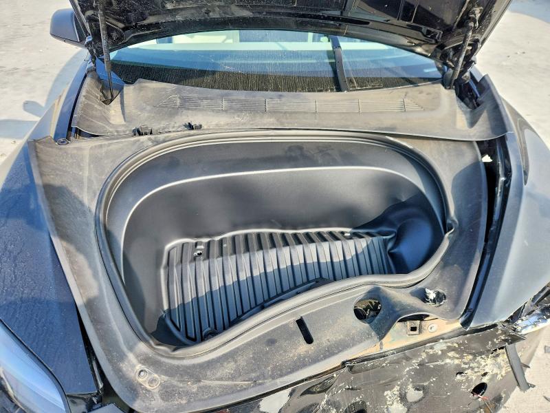 78324045 :رقم المزاد ، 5YJ3E1EA3SF980639 vin ، 2025 Tesla Model 3 مزاد بيع