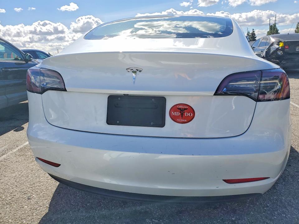 76669195 :رقم المزاد ، 5YJ3E1EA8PF402415 vin ، 2023 Tesla Model 3 مزاد بيع