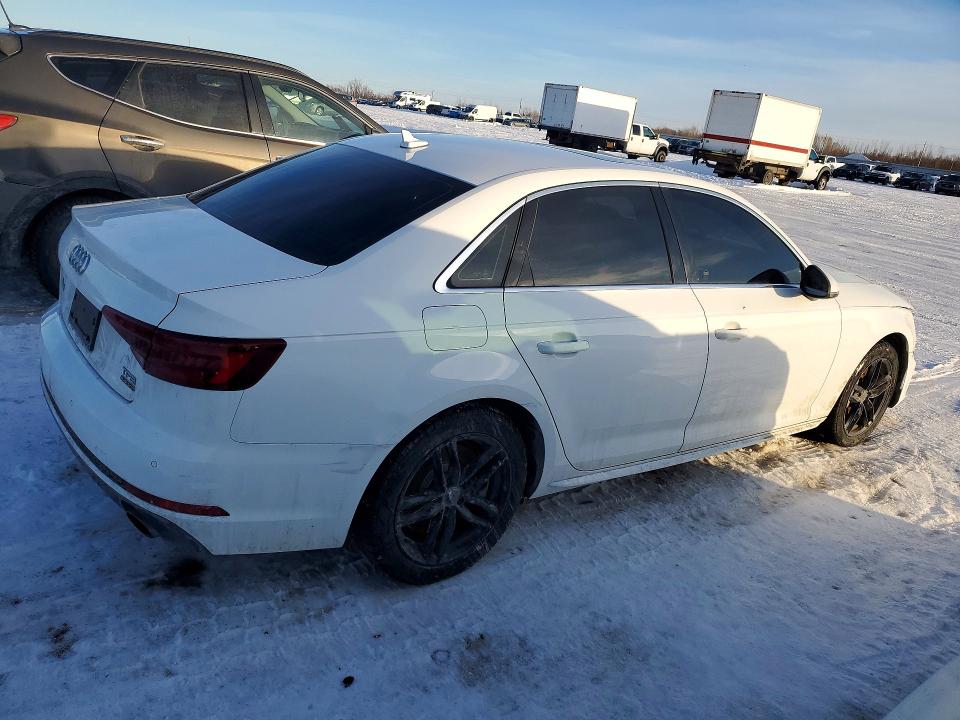 2018 Audi A4 მანქანა იყიდება აუქციონზე, vin: WAUANAF43JN008570, აუქციონის ნომერი: 75392675