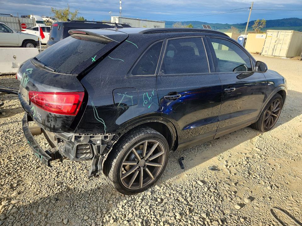 78922605 :رقم المزاد ، WA1JCCFS7JR011672 vin ، 2018 Audi Q3 مزاد بيع