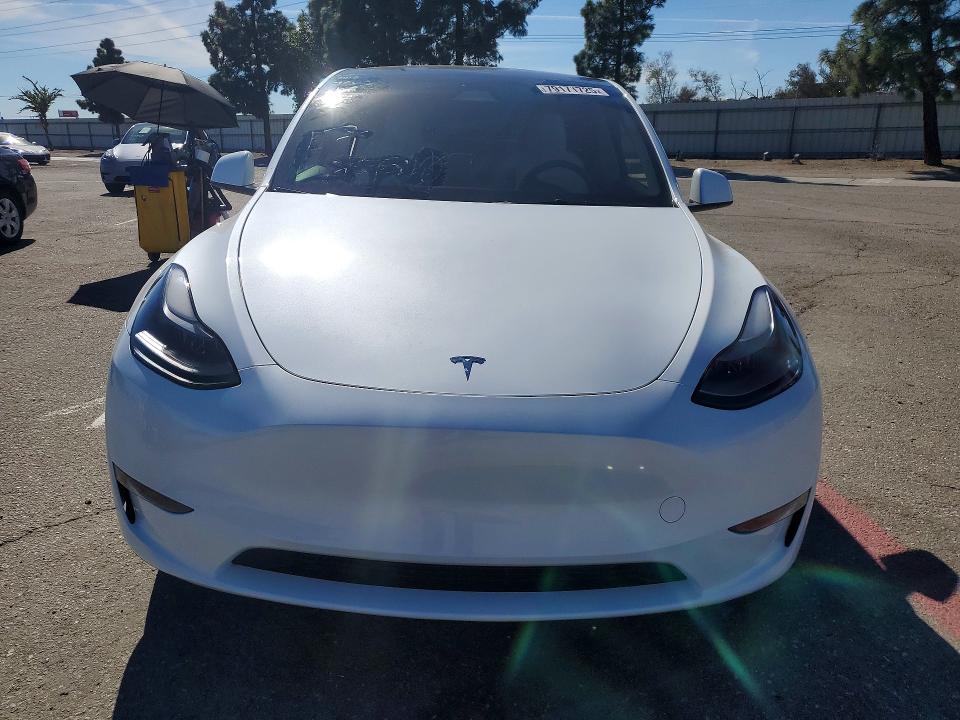 79171725 :رقم المزاد ، 7SAYGDEE7RA247993 vin ، 2024 Tesla Model Y مزاد بيع