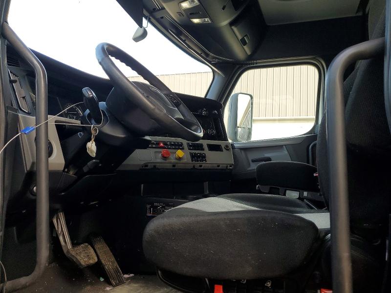 2020 Freigliner Cascadia 126 მანქანა იყიდება აუქციონზე, vin: 1FUJHHDR0LLLL0625, აუქციონის ნომერი: 79397265