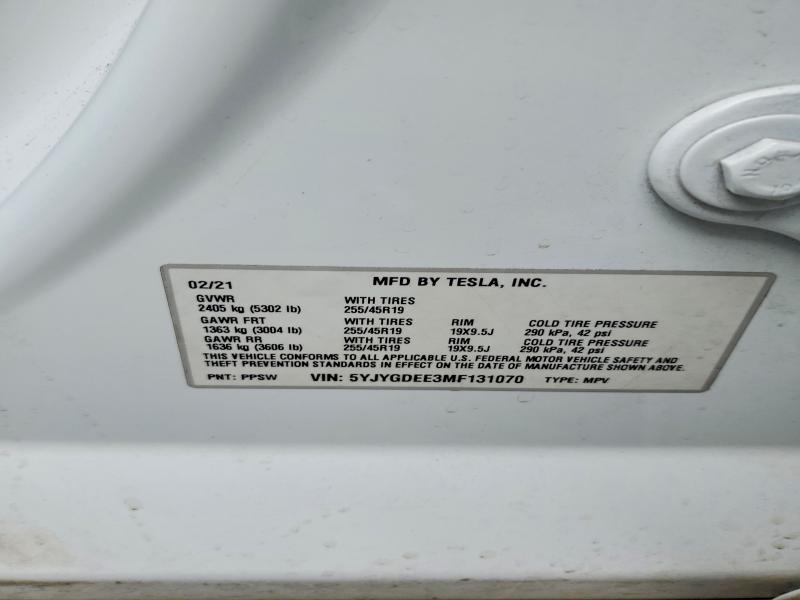 77389885 :رقم المزاد ، 5YJYGDEE3MF131070 vin ، 2021 Tesla Model Y مزاد بيع