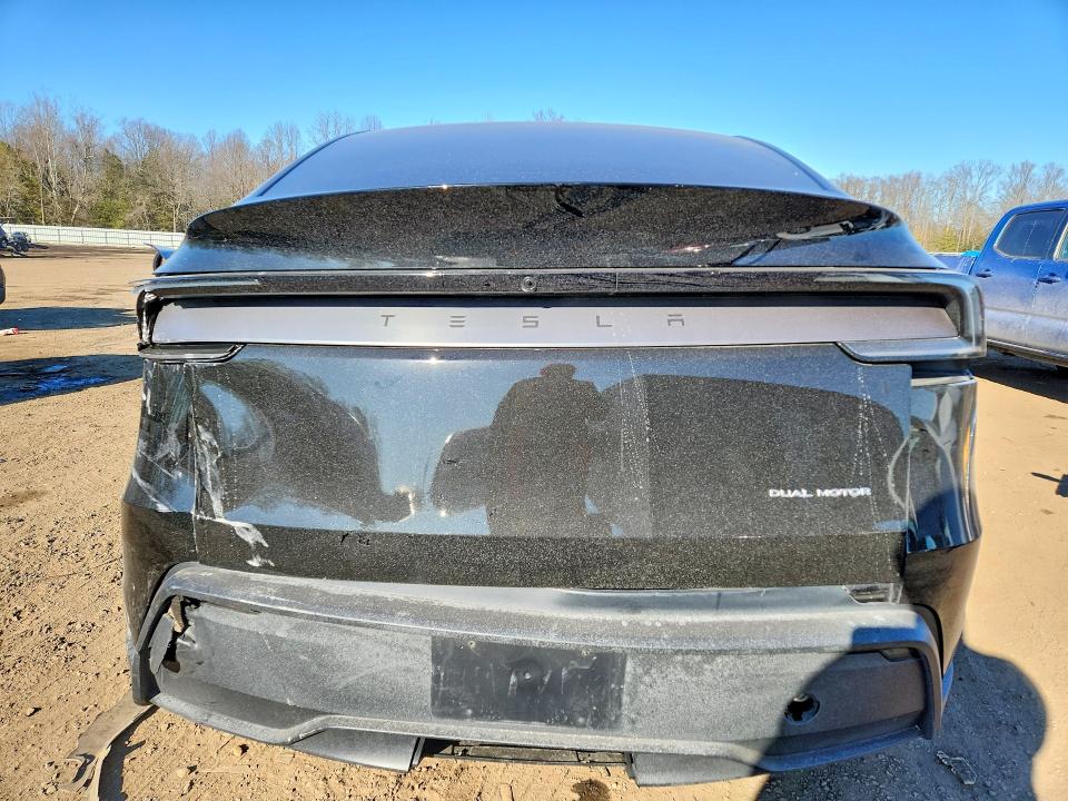 2026 Tesla Model Y მანქანა იყიდება აუქციონზე, vin: 7SAYGDEEXTF447387, აუქციონის ნომერი: 77444155