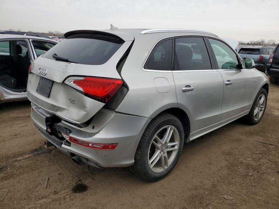Продажа на аукционе авто 2015 Audi Q5, vin: WA1WGAFP0FA047722, номер лота: 77479155