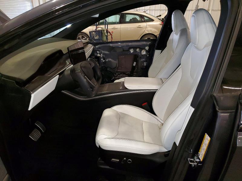 Продажа на аукционе авто 2022 Tesla Model X, vin: 7SAXCBE63NF332377, номер лота: 75734975