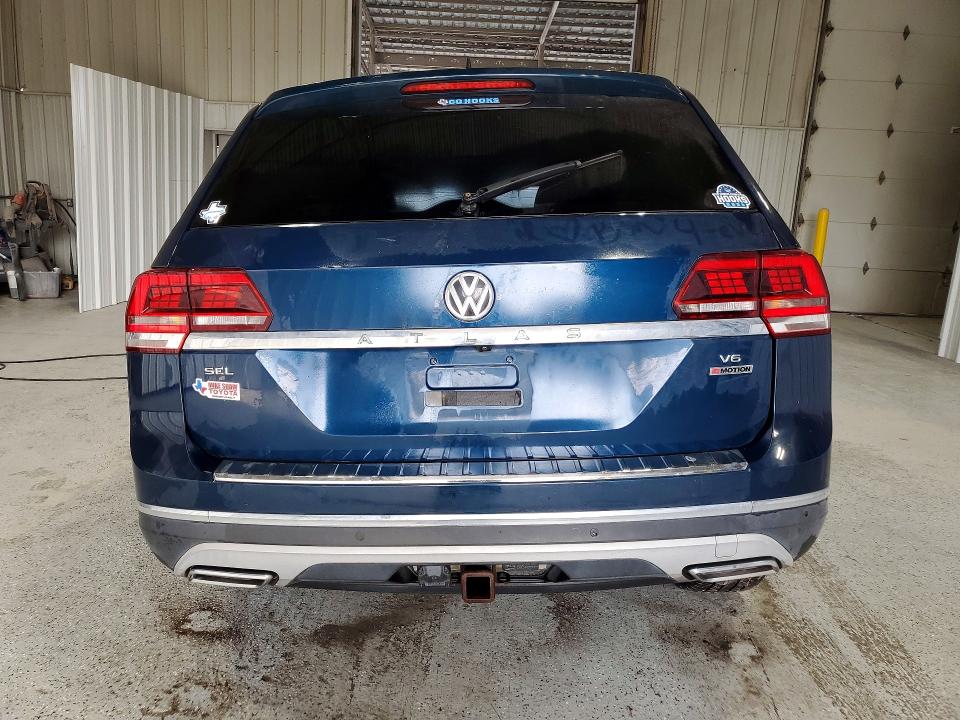 77124575 :رقم المزاد ، 1V2NR2CA2KC603866 vin ، 2019 Volkswagen Atlas مزاد بيع