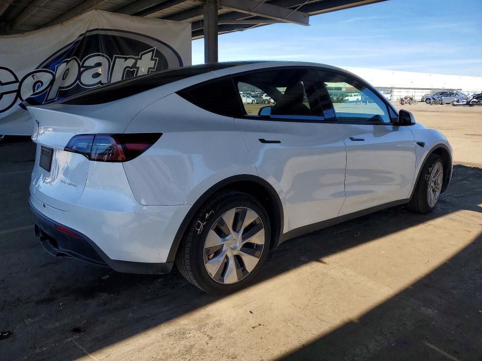 Продажа на аукционе авто 2023 Tesla Model Y, vin: 7SAYGDEE5PF637409, номер лота: 79384265