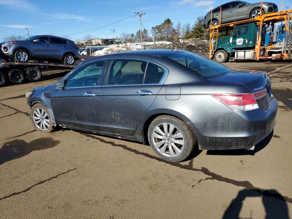 76577925 :رقم المزاد ، 1HGCP3F86BA009789 vin ، 2011 Honda Accord مزاد بيع
