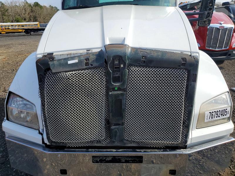 Продажа на аукционе авто 2019 Kenworth T880, vin: 1XKZDP9X4KJ229366, номер лота: 76792405