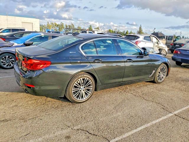 Продаж на аукціоні авто 2019 Bmw 530e, vin: WBAJA9C56KB389776, номер лоту: 77230345