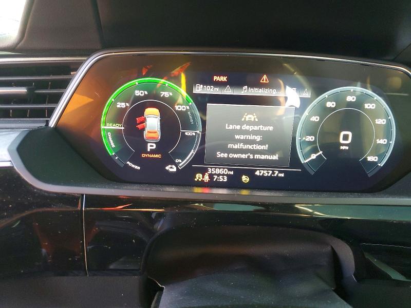 2022 Audi E-tron მანქანა იყიდება აუქციონზე, vin: WA1AAAGE4NB007547, აუქციონის ნომერი: 78201465