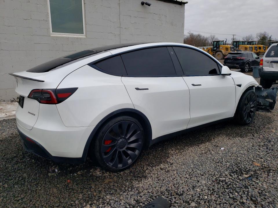 2023 Tesla Model Y მანქანა იყიდება აუქციონზე, vin: 7SAYGDEF1PF596740, აუქციონის ნომერი: 77375205