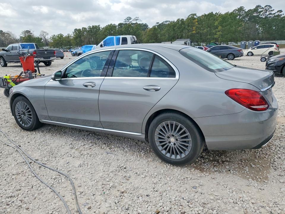 Продажа на аукционе авто 2015 Mercedes-benz C, vin: 55SWF4KB0FU015797, номер лота: 79193405