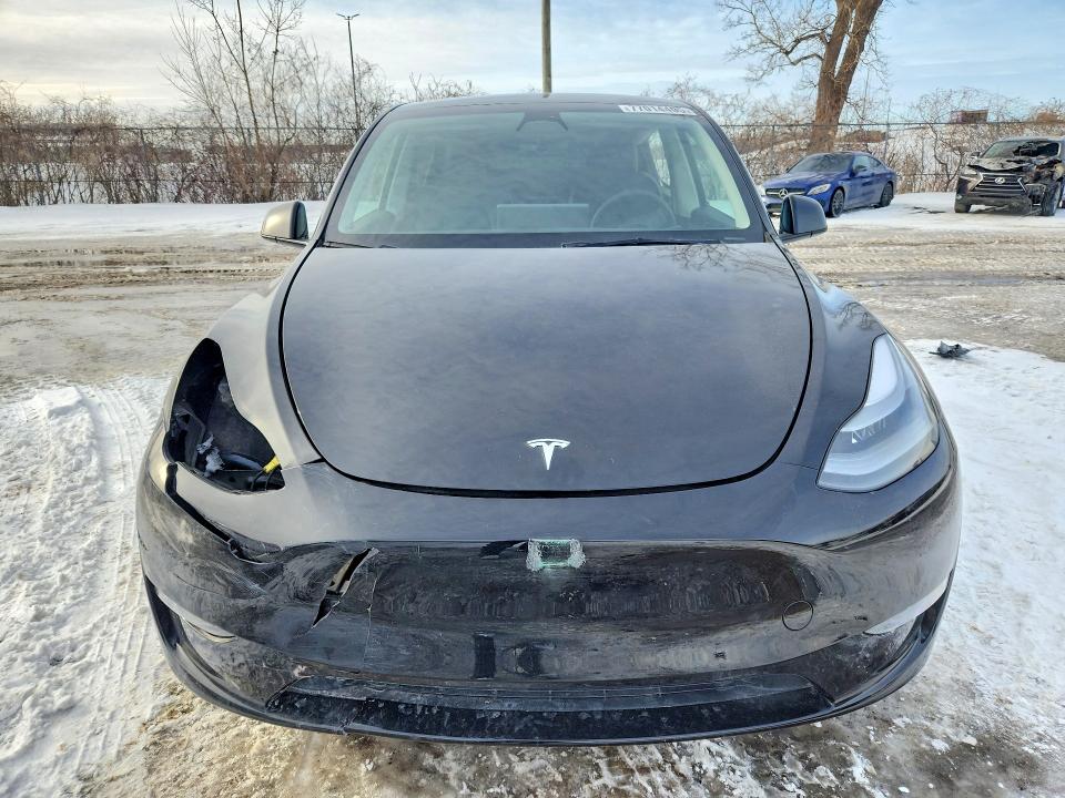 77014495 :رقم المزاد ، 7SAYGAEE2PF707141 vin ، 2023 Tesla Model Y مزاد بيع