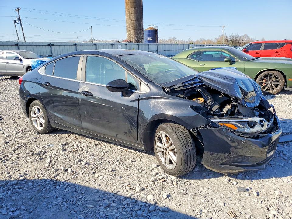 Продажа на аукционе авто 2017 Chevrolet Cruze, vin: 1G1BE5SM3H7182960, номер лота: 76939595