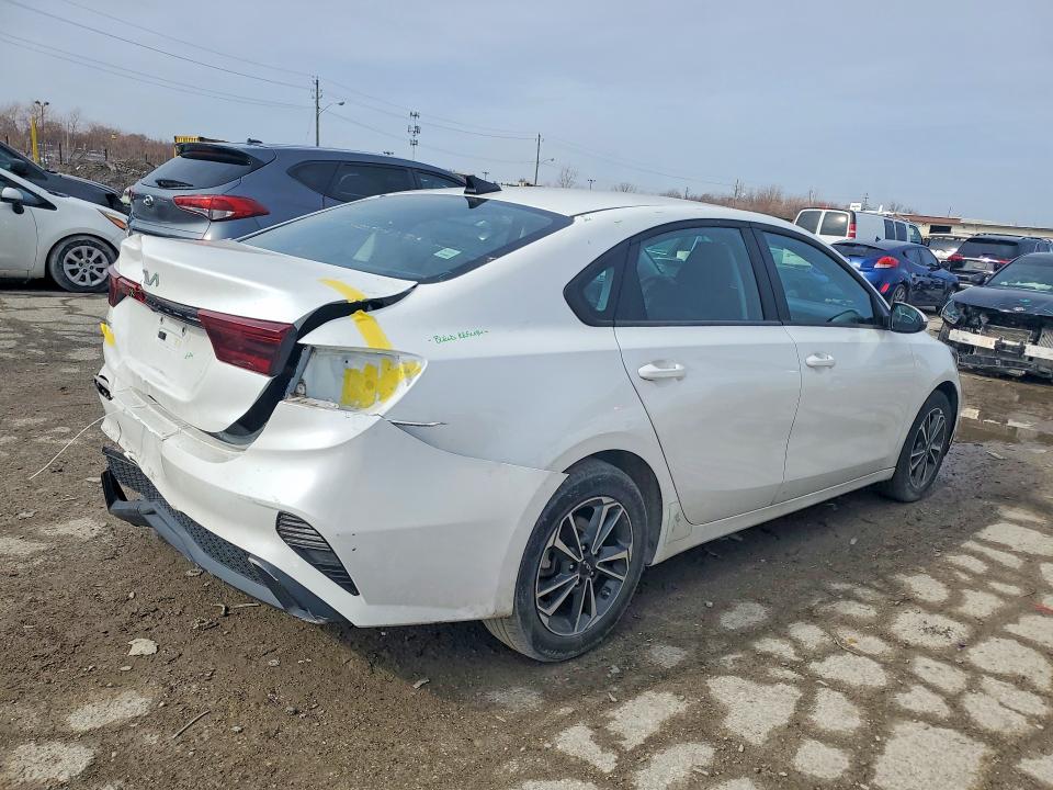 2023 Kia Forte მანქანა იყიდება აუქციონზე, vin: 3KPF24AD3PE637012, აუქციონის ნომერი: 77356285