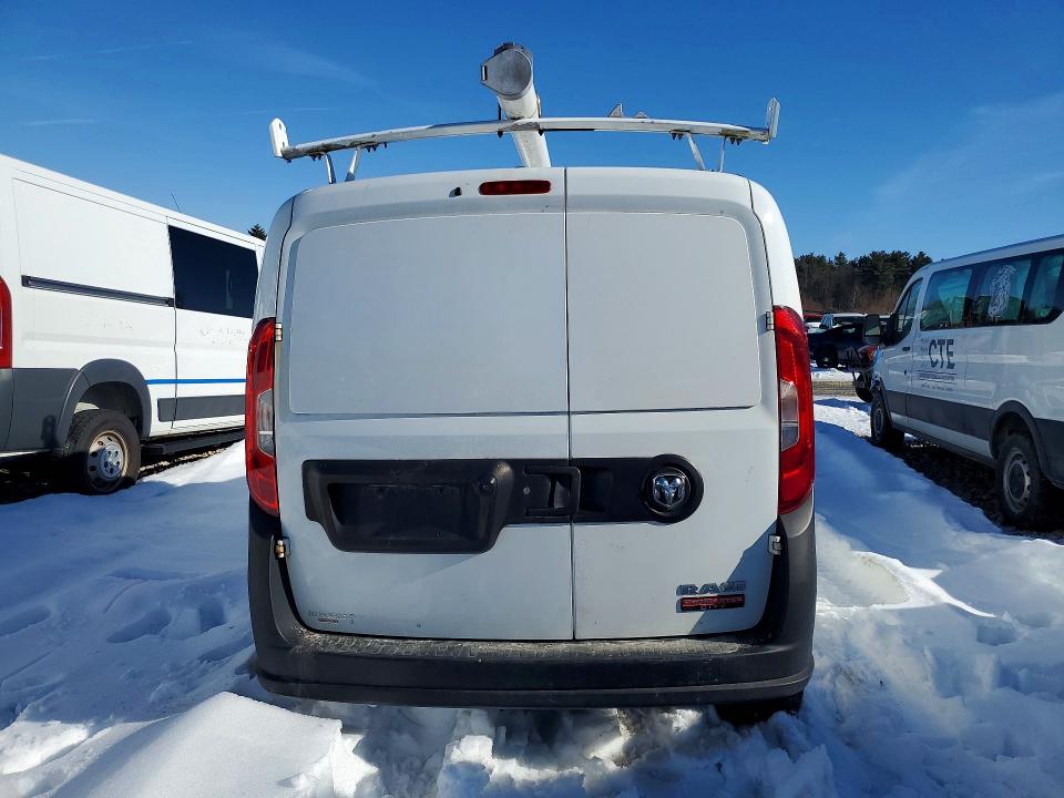 41637596 :رقم المزاد ، ZFBERFAB5J6K94415 vin ، 2018 Ram Promaster City مزاد بيع