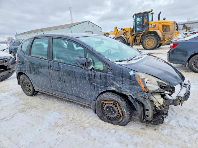 Продажа на аукционе авто 2013 Honda Fit, vin: LUCGE8H58D3007910, номер лота: 76460835