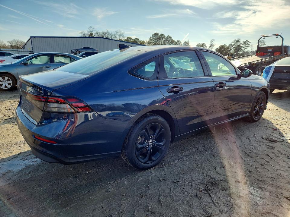 2025 Honda Accord მანქანა იყიდება აუქციონზე, vin: 1HGCY1F40SA059487, აუქციონის ნომერი: 78357075