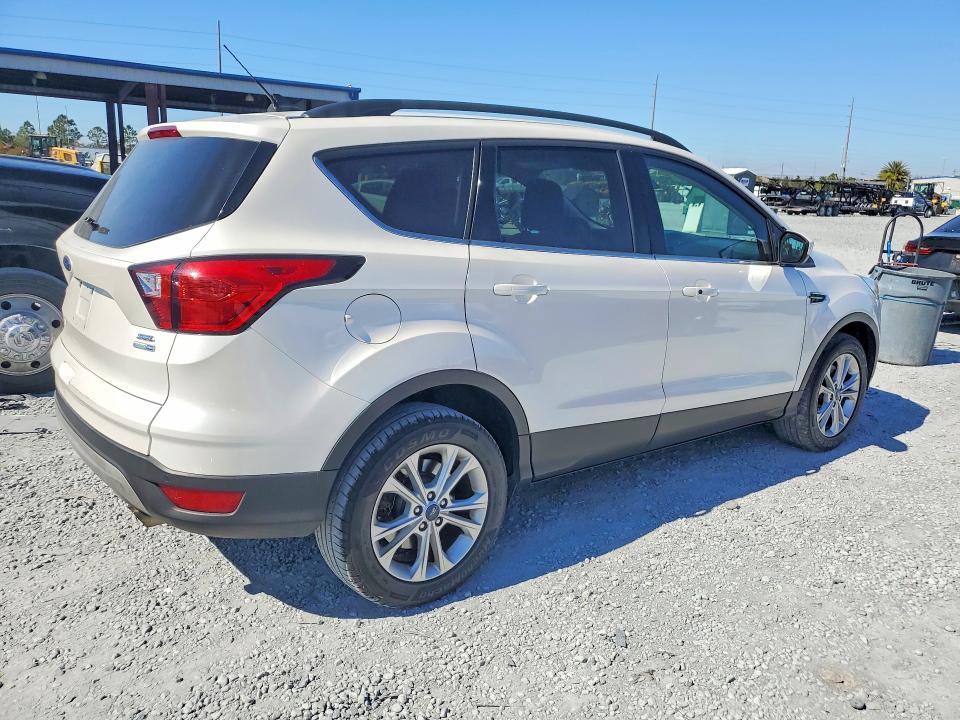 Продажа на аукционе авто 2019 Ford Escape, vin: 1FMCU9HD0KUA97432, номер лота: 79948325