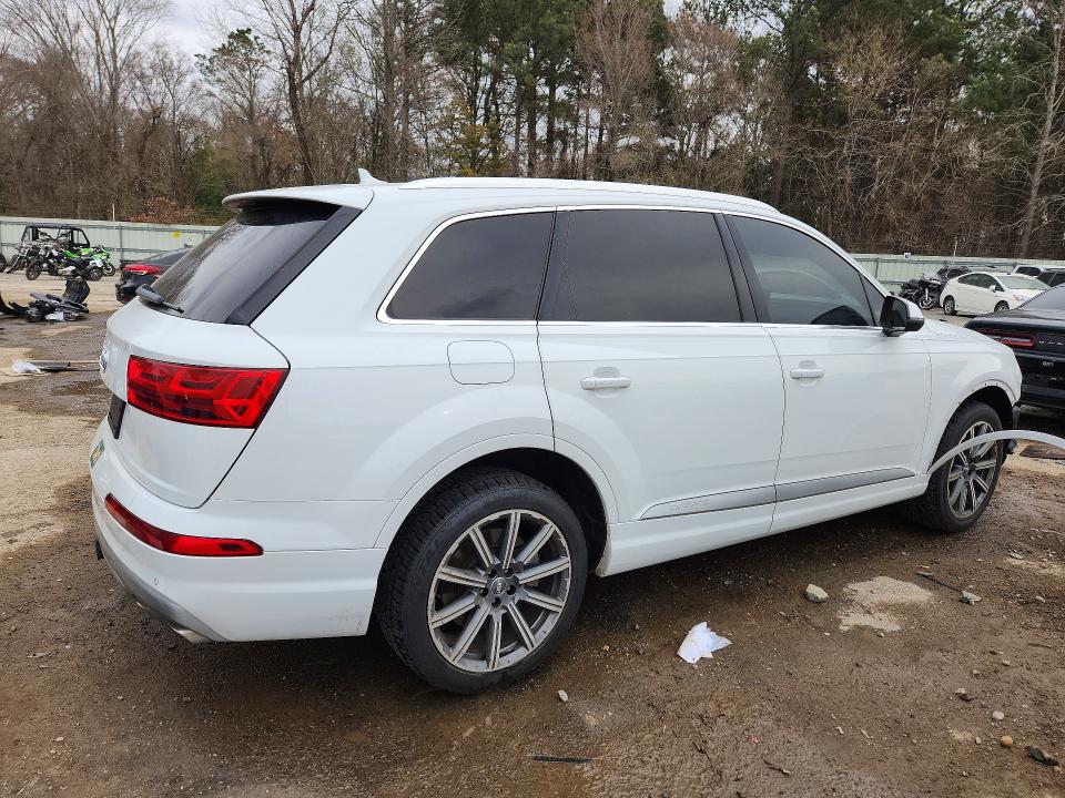 Продажа на аукционе авто 2019 Audi Q7, vin: WA1LAAF70KD013969, номер лота: 76356455