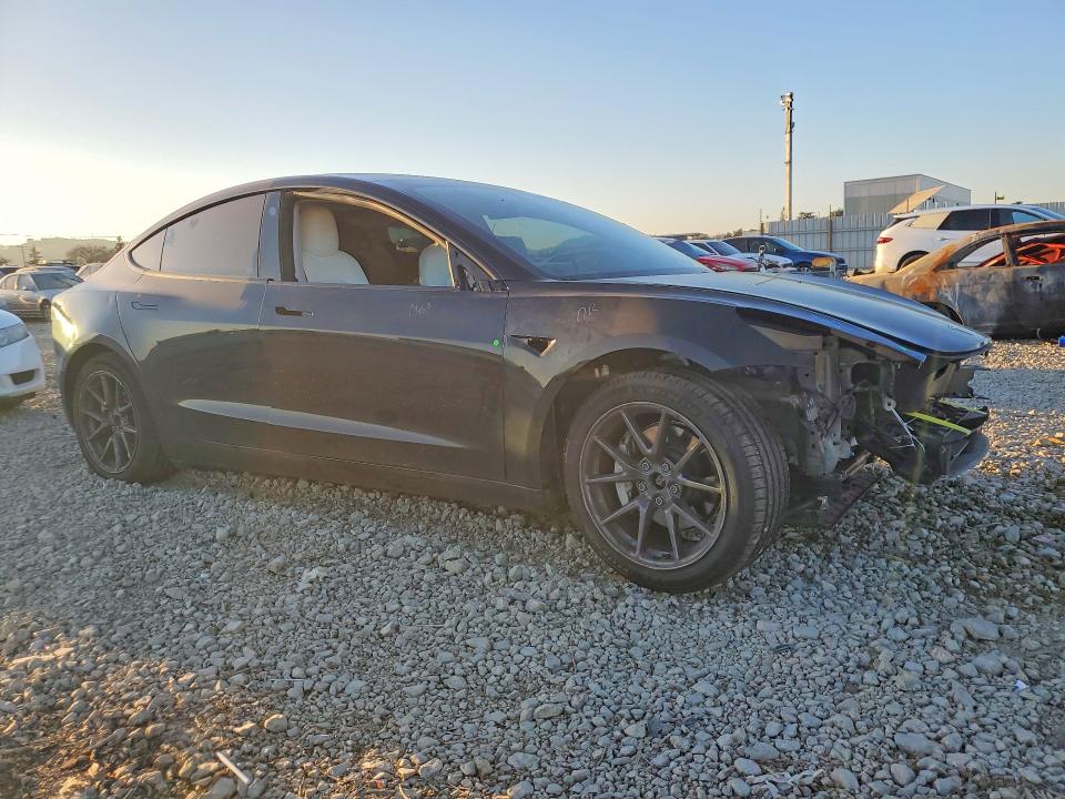 2021 Tesla Model 3 მანქანა იყიდება აუქციონზე, vin: 5YJ3E1EB0MF047924, აუქციონის ნომერი: 76268725