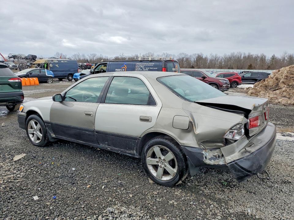 76757285 :رقم المزاد ، JT2BG28K3Y0485129 vin ، 2000 Toyota Camry مزاد بيع