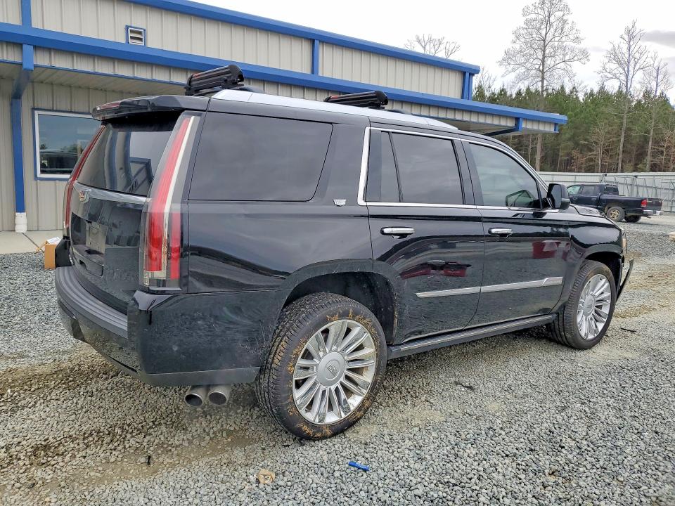 Продажа на аукционе авто 2017 Cadillac Escalade, vin: 1GYS4DKJ5HR227986, номер лота: 77839625