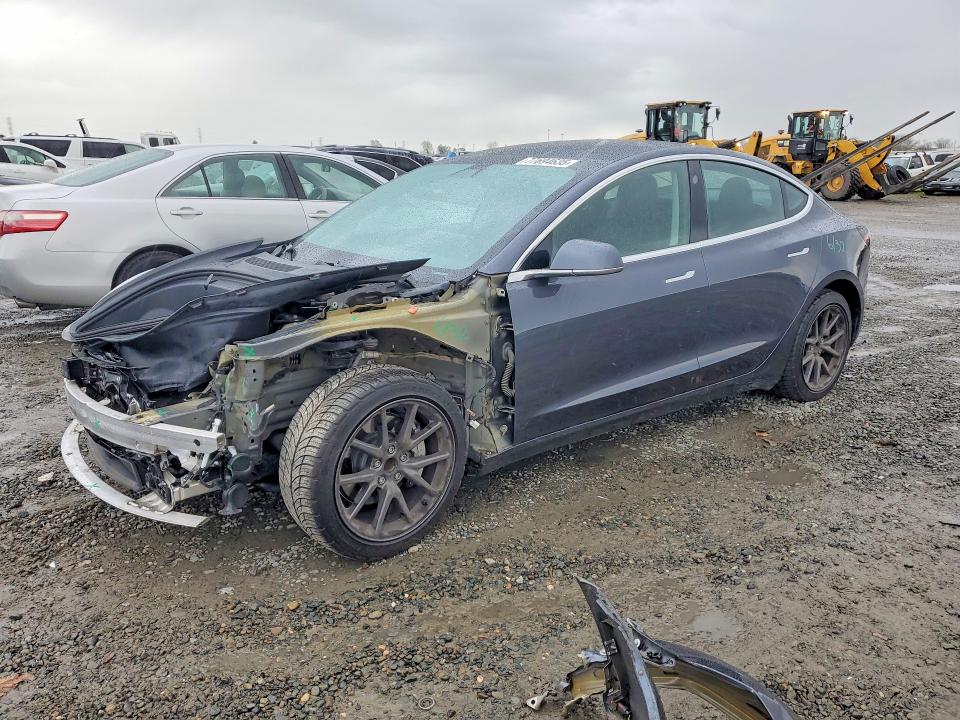 2019 Tesla Model 3 მანქანა იყიდება აუქციონზე, vin: 5YJ3E1EA6KF411168, აუქციონის ნომერი: 77694635