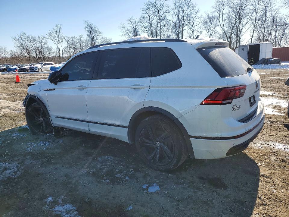 74167395 :رقم المزاد ، 3VV8B7AX5PM073228 vin ، 2023 Volkswagen Tiguan مزاد بيع