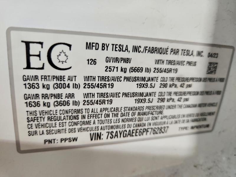 2023 Tesla Model Y მანქანა იყიდება აუქციონზე, vin: 7SAYGAEE6PF762837, აუქციონის ნომერი: 76851895