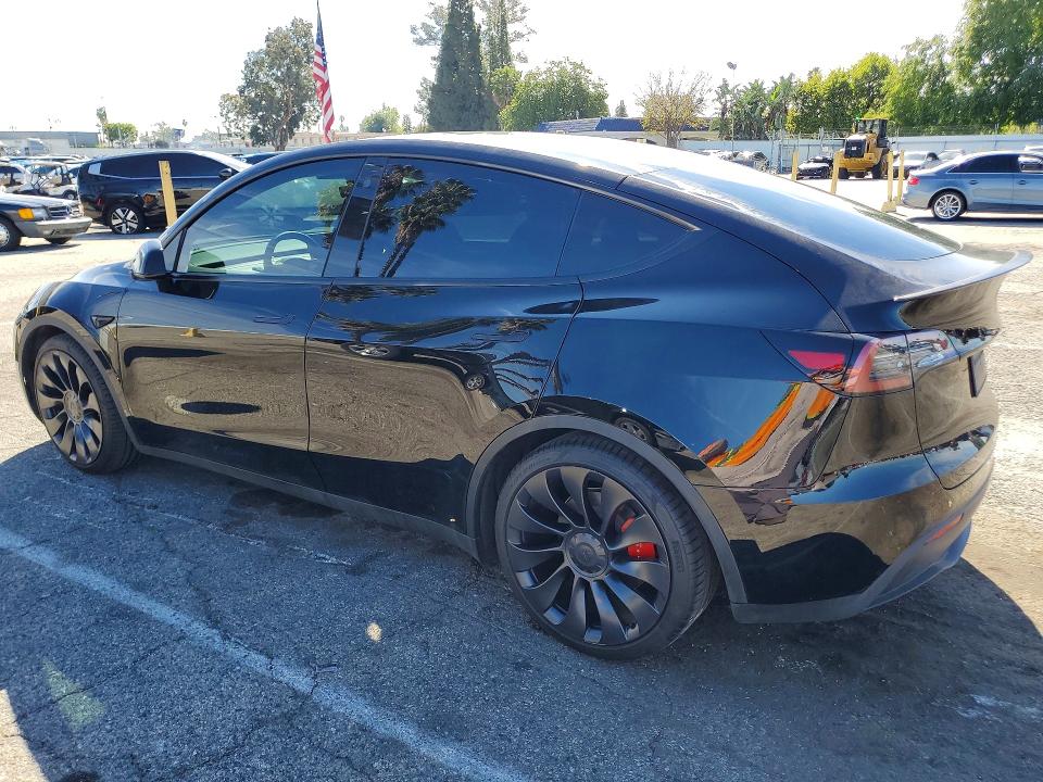78556915 :رقم المزاد ، 7SAYGDEF6PF764775 vin ، 2023 Tesla Model Y مزاد بيع