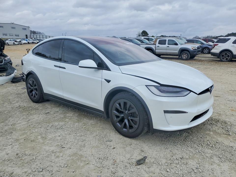 77755685 :رقم المزاد ، 7SAXCBE53PF380486 vin ، 2023 Tesla Model X مزاد بيع