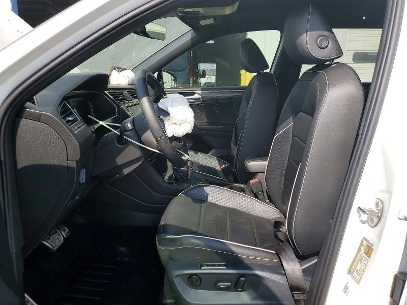 2022 Volkswagen Tiguan მანქანა იყიდება აუქციონზე, vin: 3VV4B7AXXNM137212, აუქციონის ნომერი: 77075285