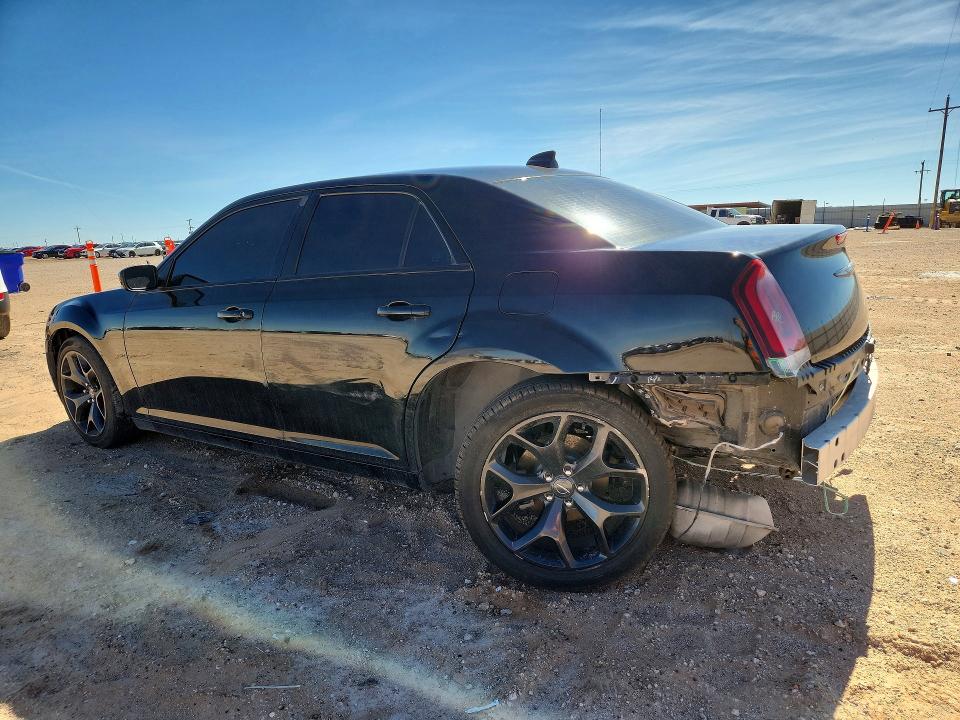 2021 Chrysler 300 მანქანა იყიდება აუქციონზე, vin: 2C3CCABG6MH529351, აუქციონის ნომერი: 77431485
