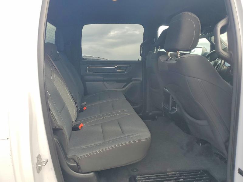 77002185 :رقم المزاد ، 1C6SRFFT9MN716057 vin ، 2021 Ram 1500 مزاد بيع