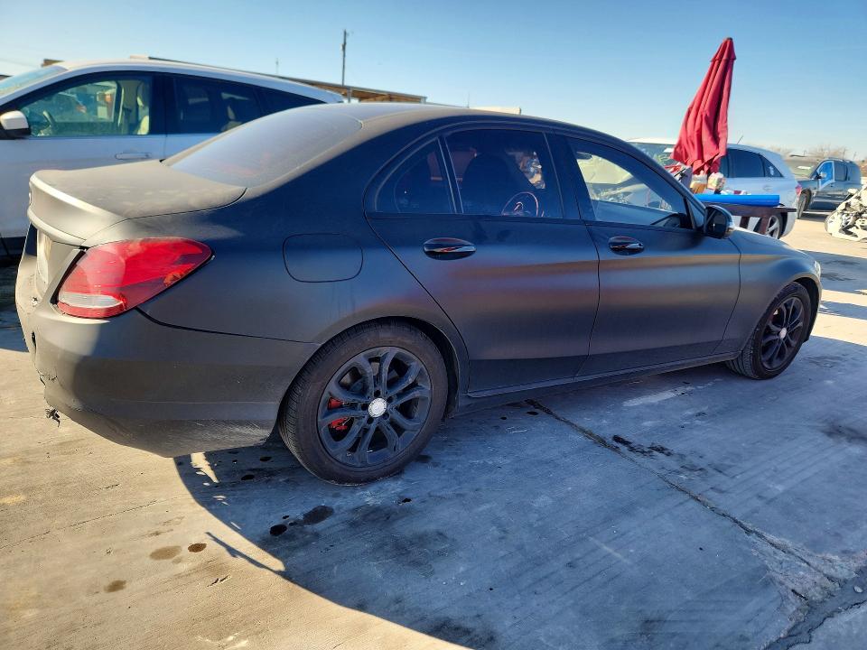 77019435 :رقم المزاد ، 55SWF4JB4GU132110 vin ، 2016 Mercedes-benz C مزاد بيع