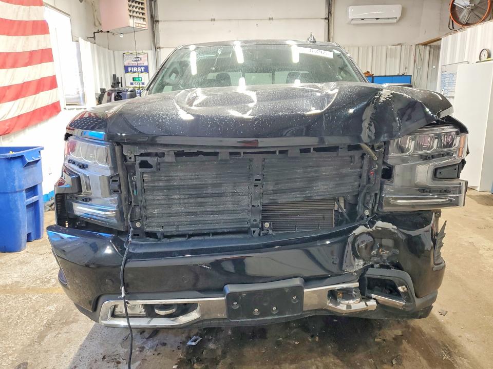 Продажа на аукционе авто 2019 Chevrolet Silverado, vin: 1GCUYHEL6KZ224108, номер лота: 76180265