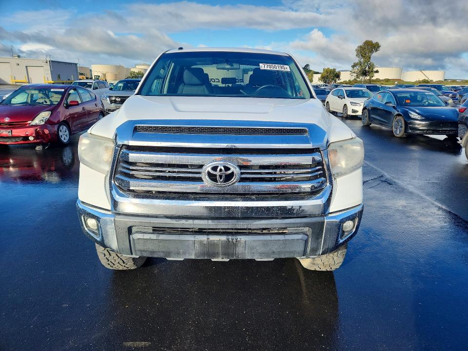 Продажа на аукционе авто 2016 Toyota Tundra, vin: 5TFEM5F19GX107282, номер лота: 77050195